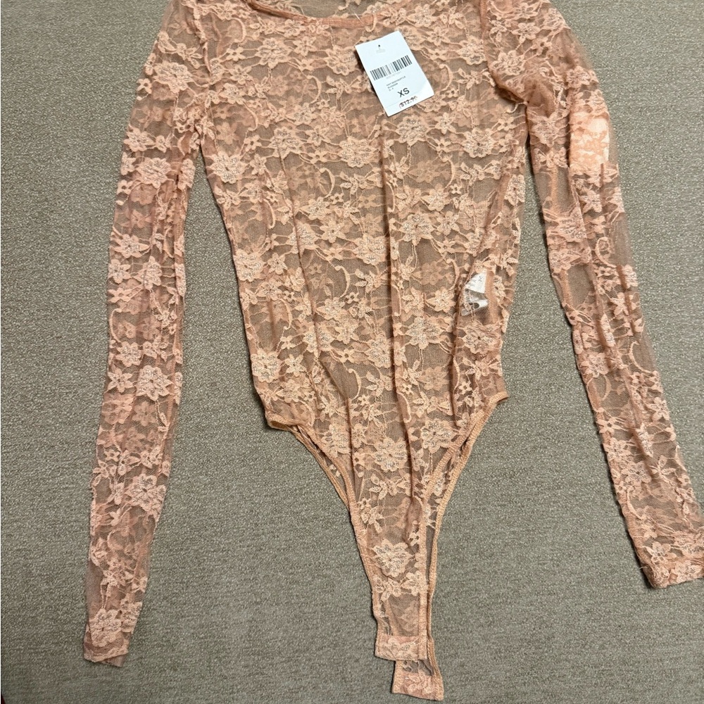 Lace Long Sleeve Bodysuit in Peach